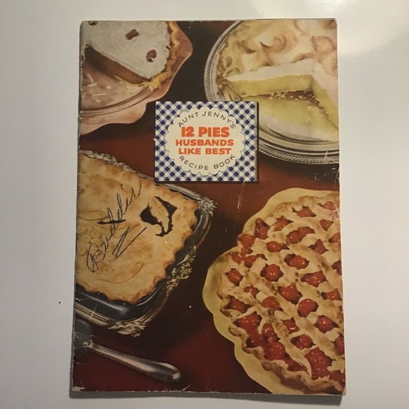 Vintage Spry Cookbook Aunt Jenny’s 12 Pies Husbands Like Best 1952 Recipe Book - Picture 1 of 5